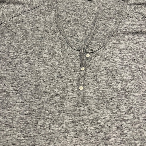 Victoria secret shirt size medium - Picture 3 of 6